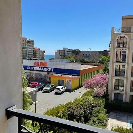 Astoria 5. K.k. Elenite Апартамент *